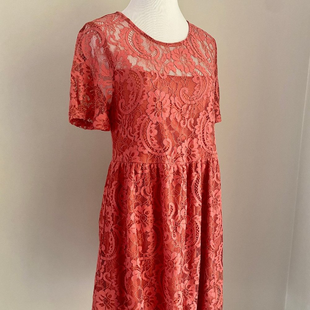 Rose pink short sleeve lace dress
